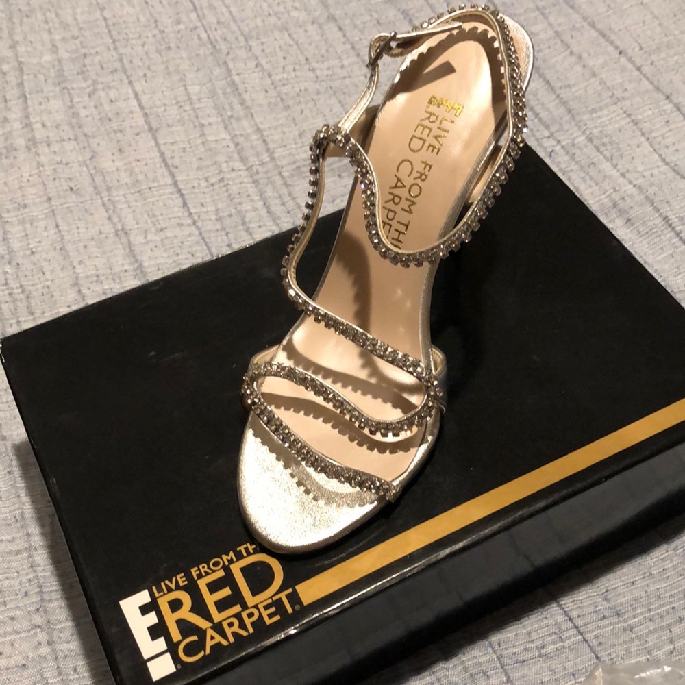 NIB Silver Dress High Heeled Sandals